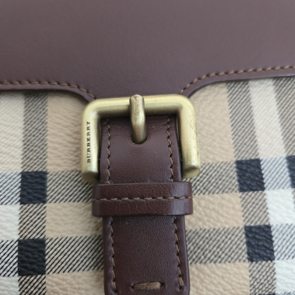 Burberry Beige Nova Check Wallet with Brown Leather Trim - Picture 9 of 15